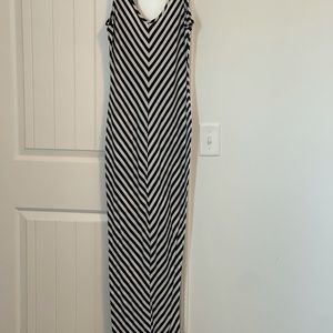 Maxi dress! Summer is around the corner